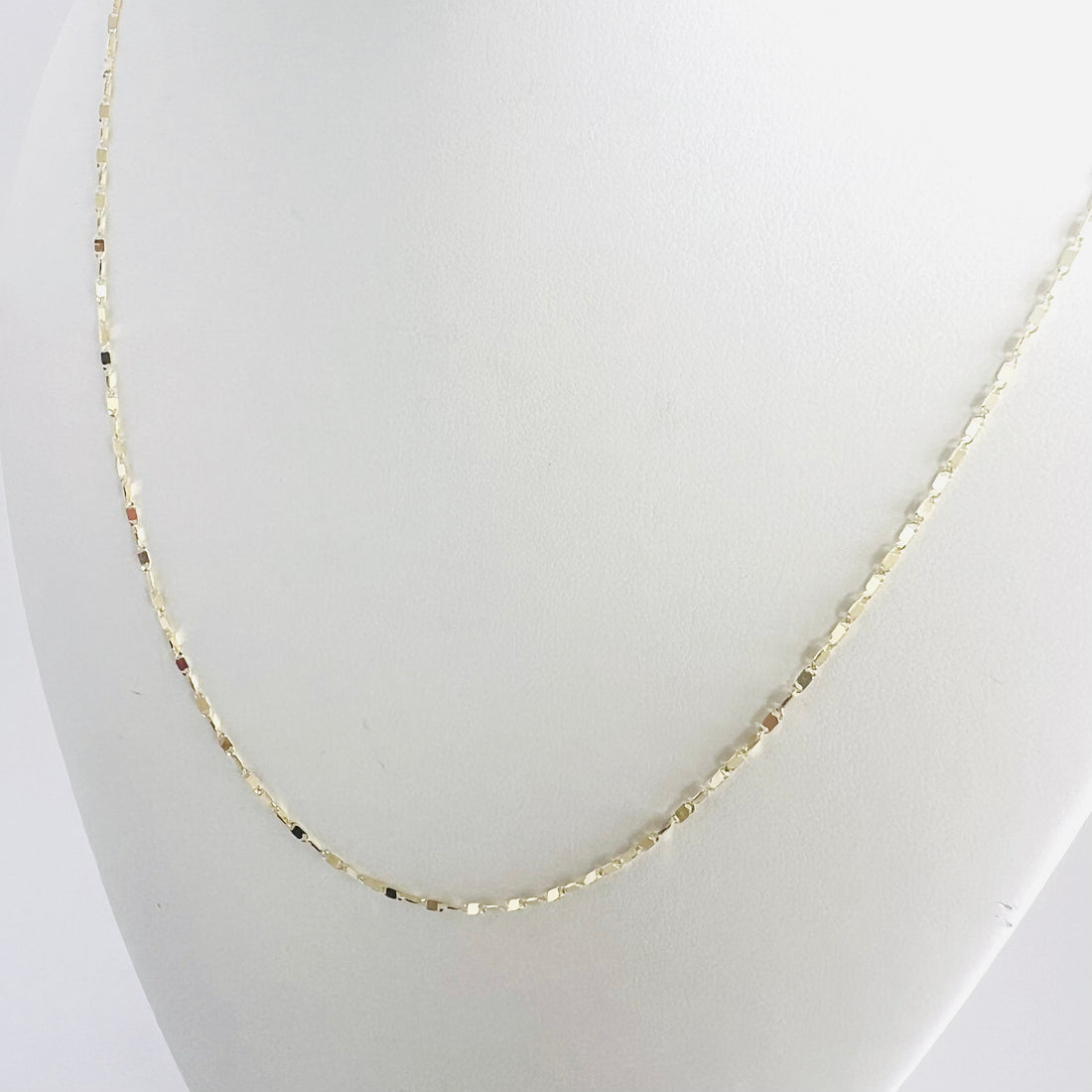 14k flat shiny rectangular Valentina disc chain / necklace