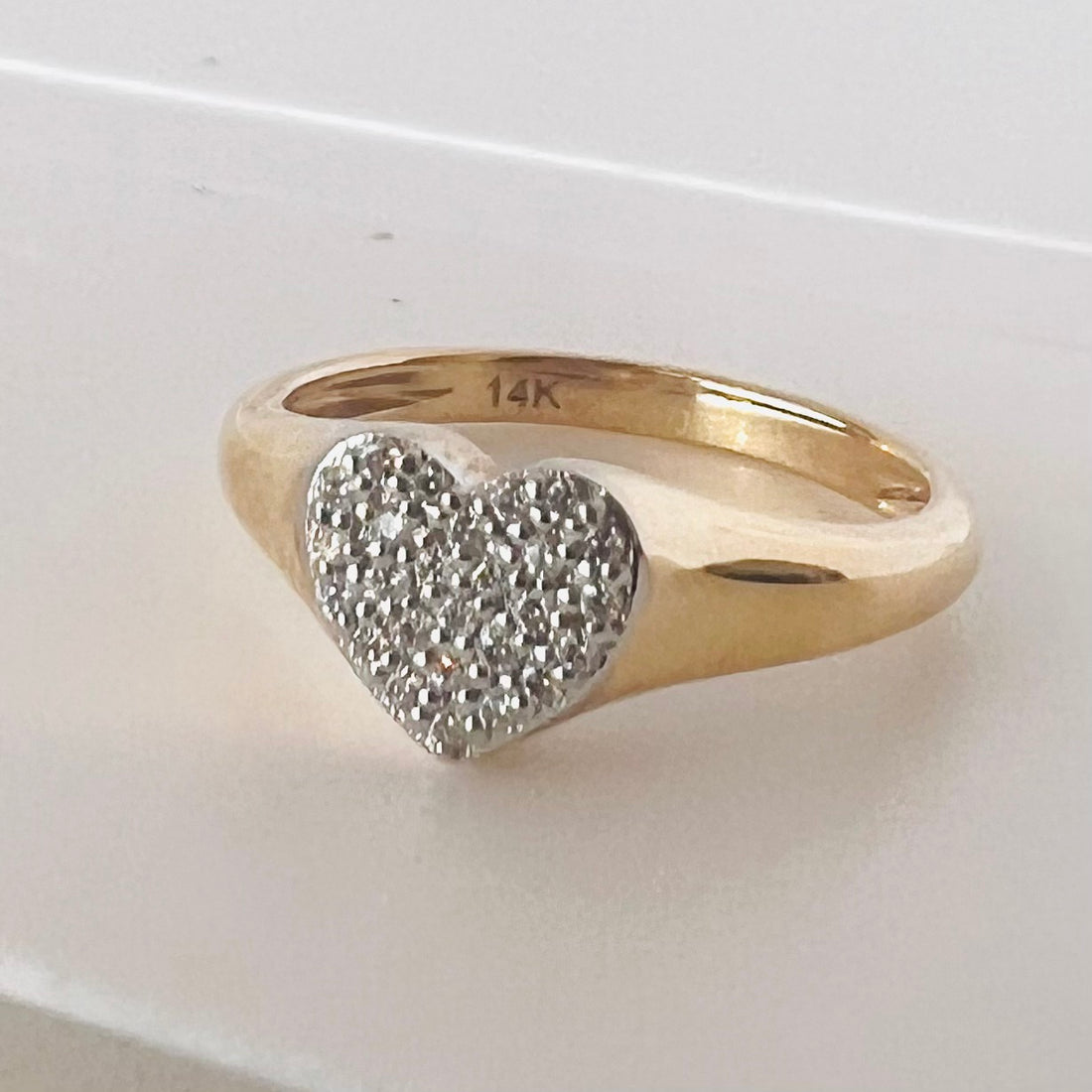 14k gold diamond pave heart ring