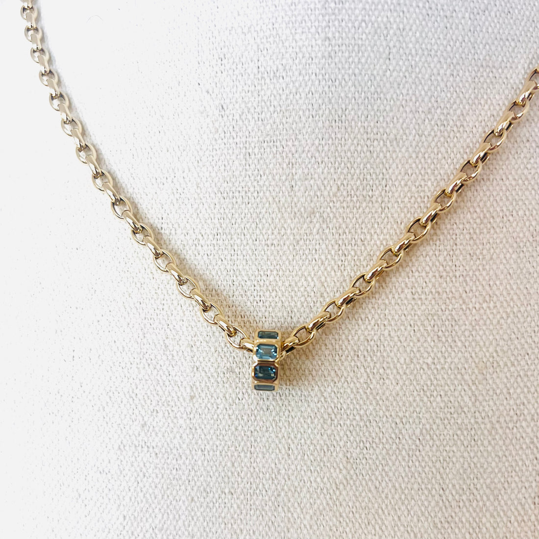 14k London blue topaz baguette rondelle