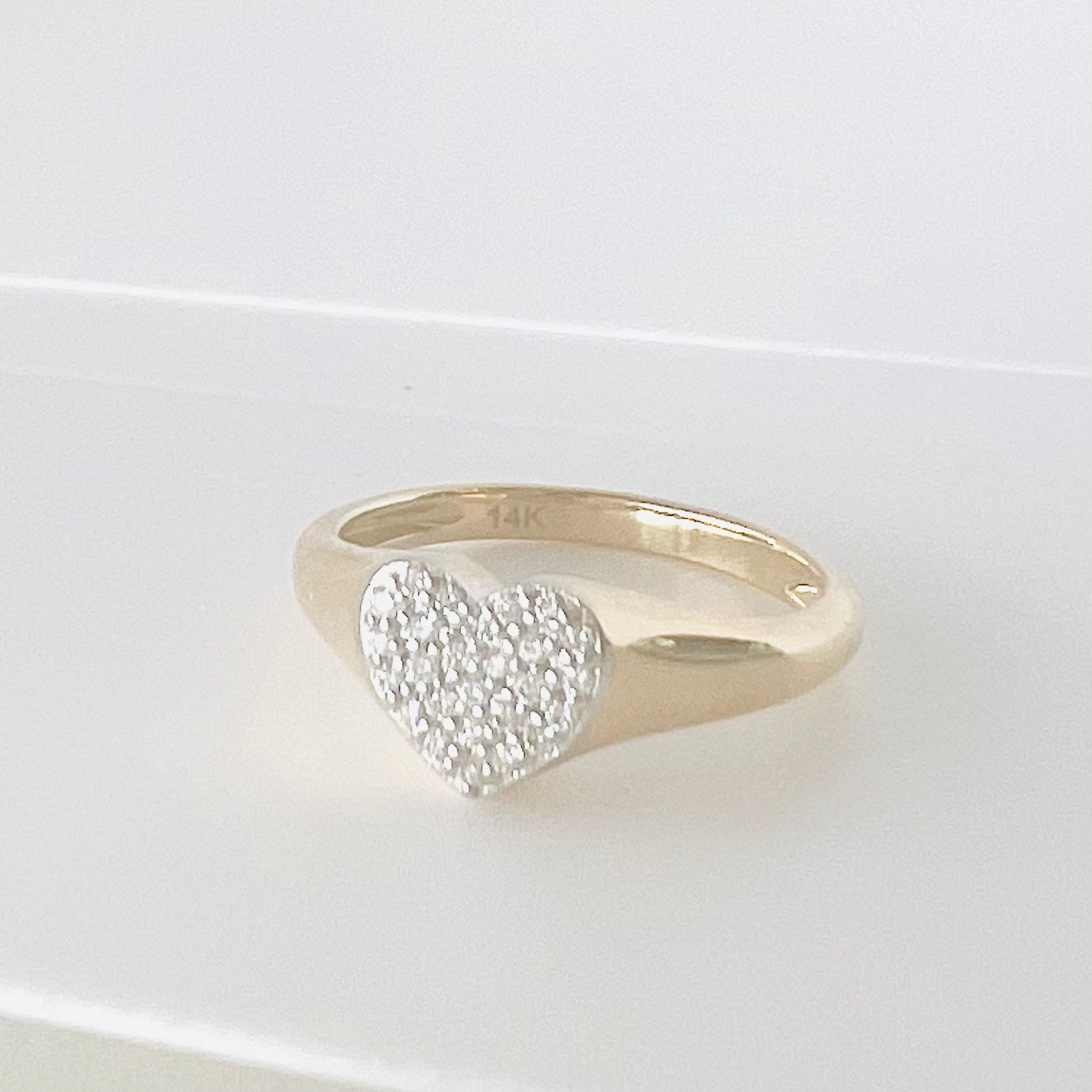 14k gold diamond pave heart ring