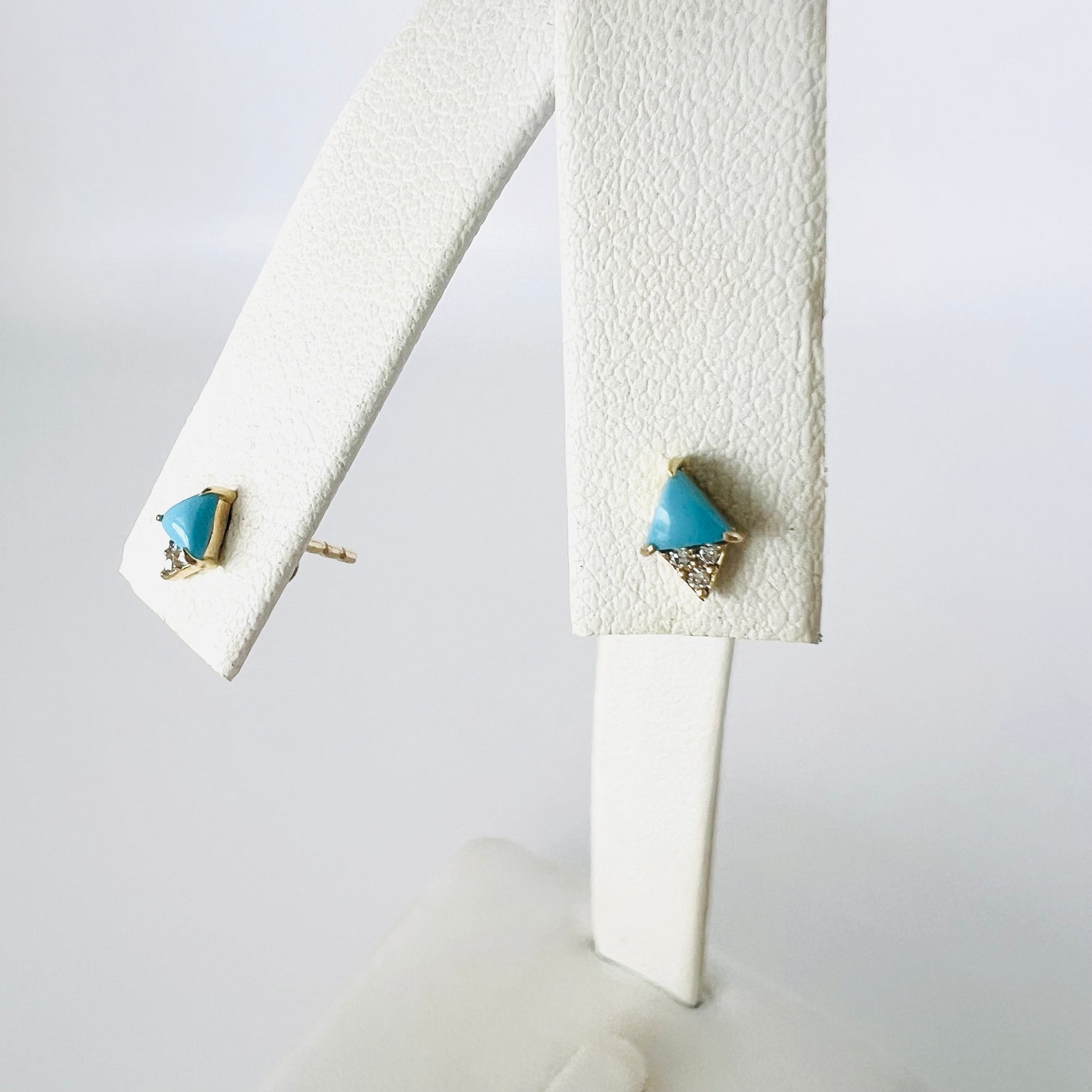 14k turquoise and diamond stud