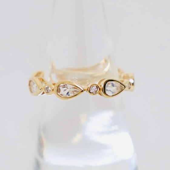 14k round diamond and pear moonstone band