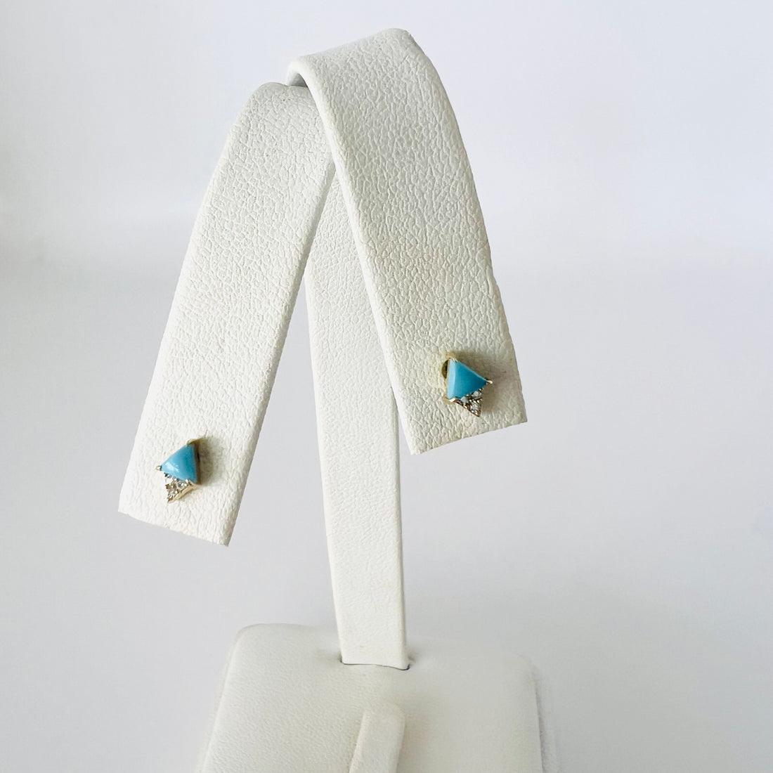 14k turquoise and diamond stud