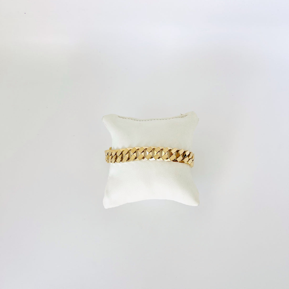 14k gold thick curb chain bracelet