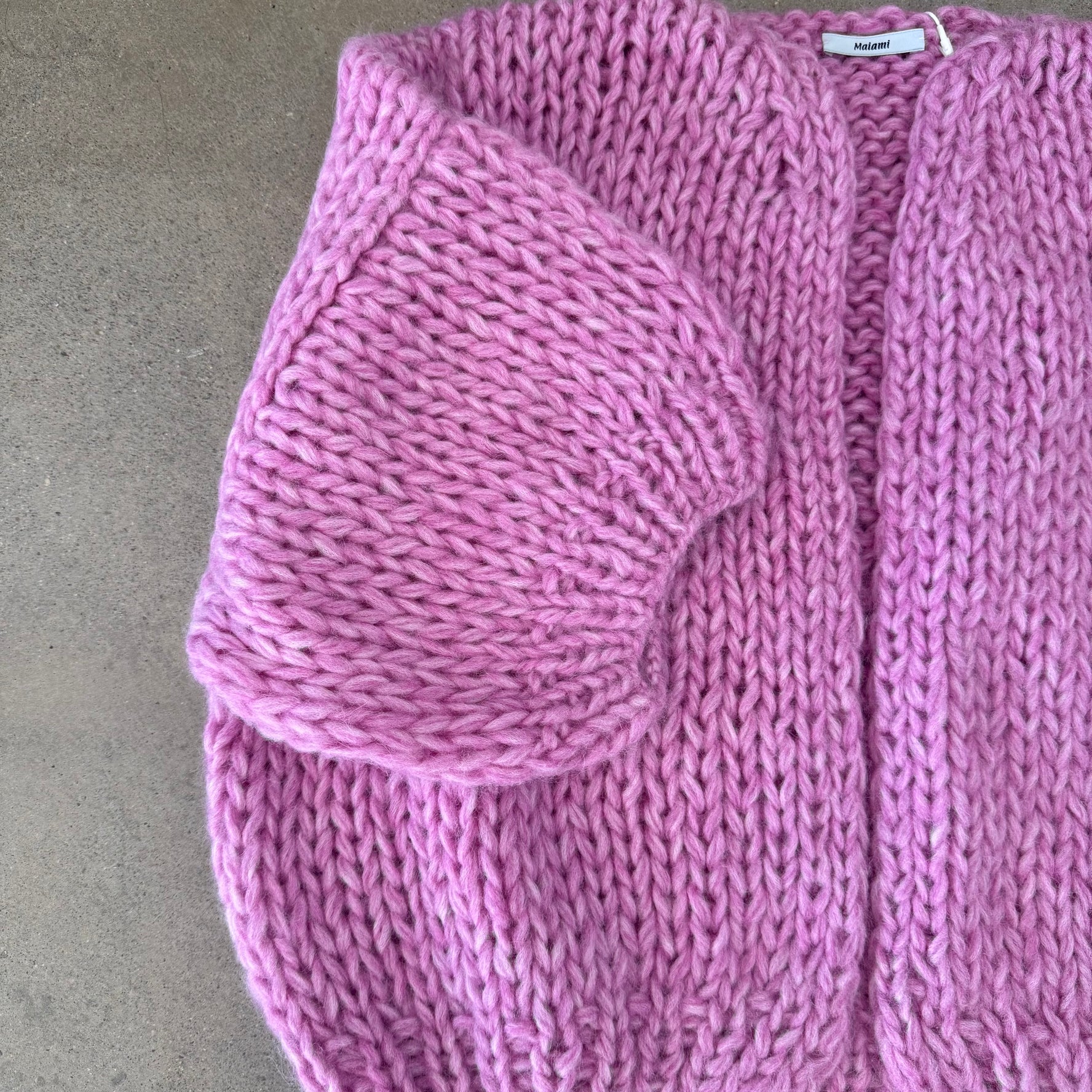 Alpaca bomber cardigan in pink