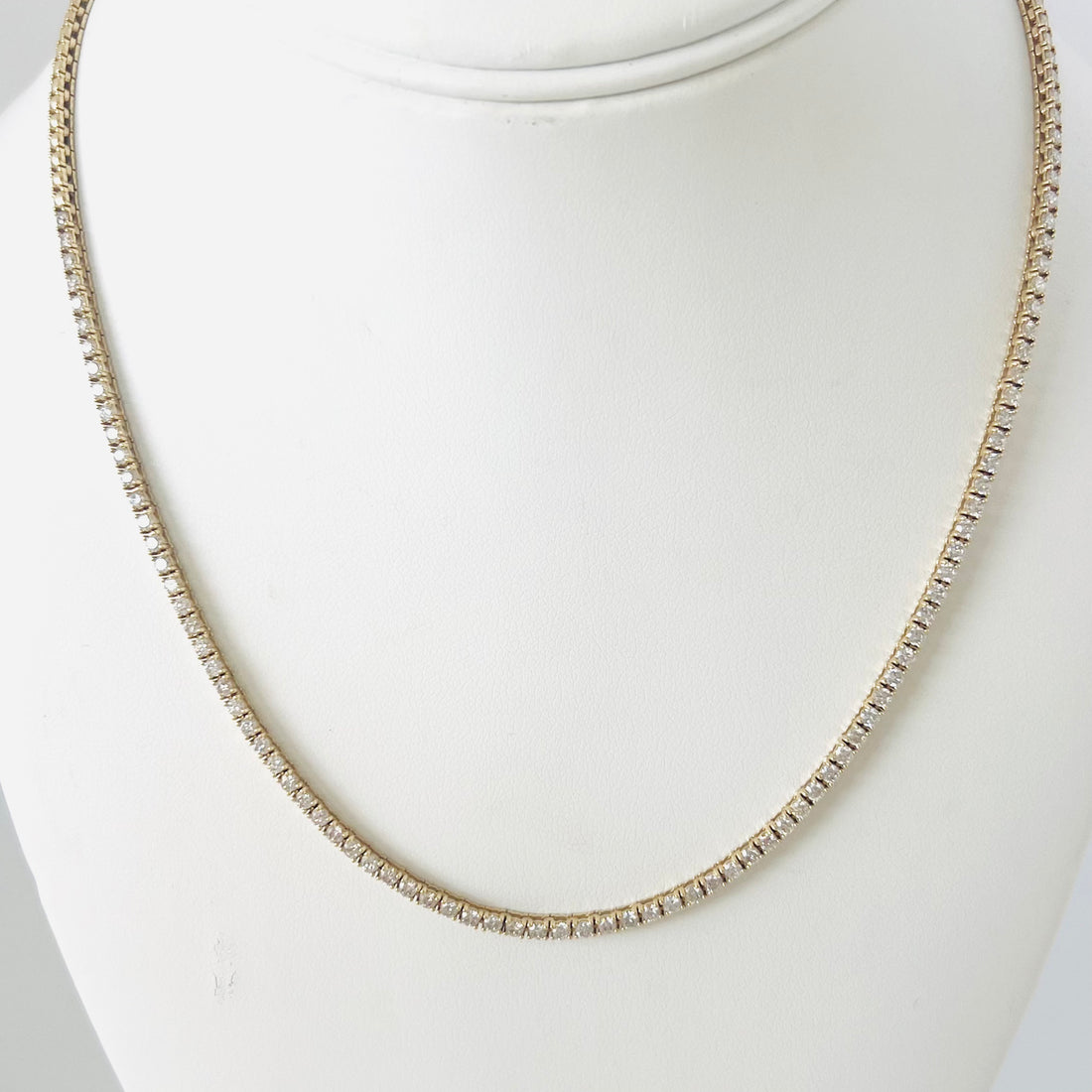 14k gold and diamond tennis necklace