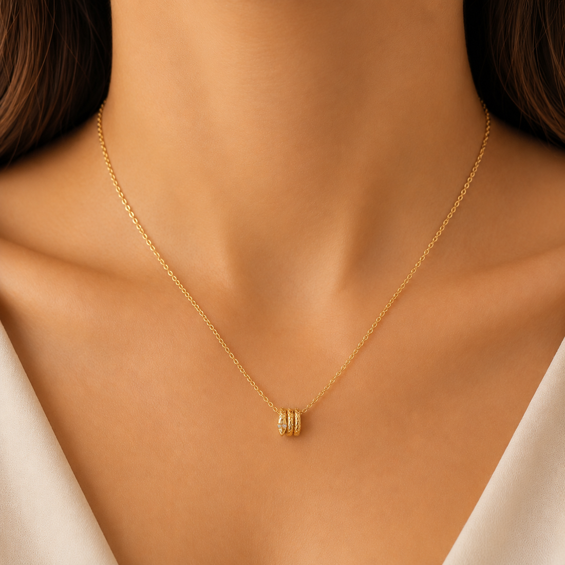 14k gold snake with diamond eyes rondelle