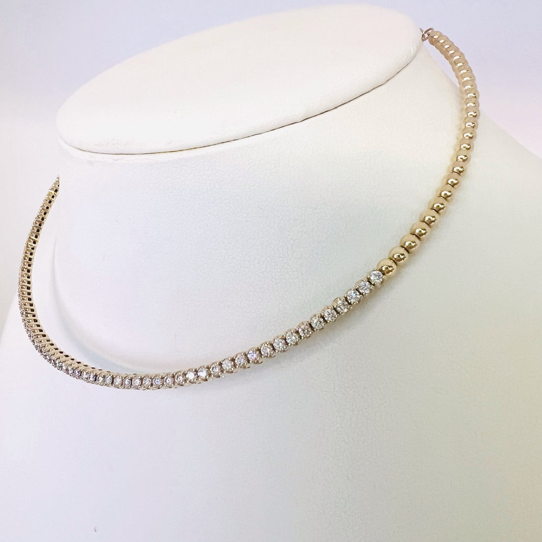 14kg flexible diamond tennis necklace