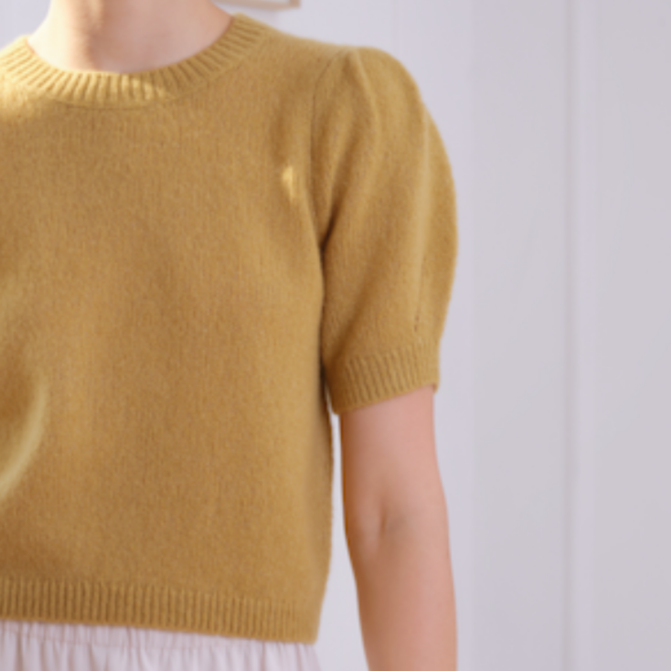 Cashmere turmeric pullover