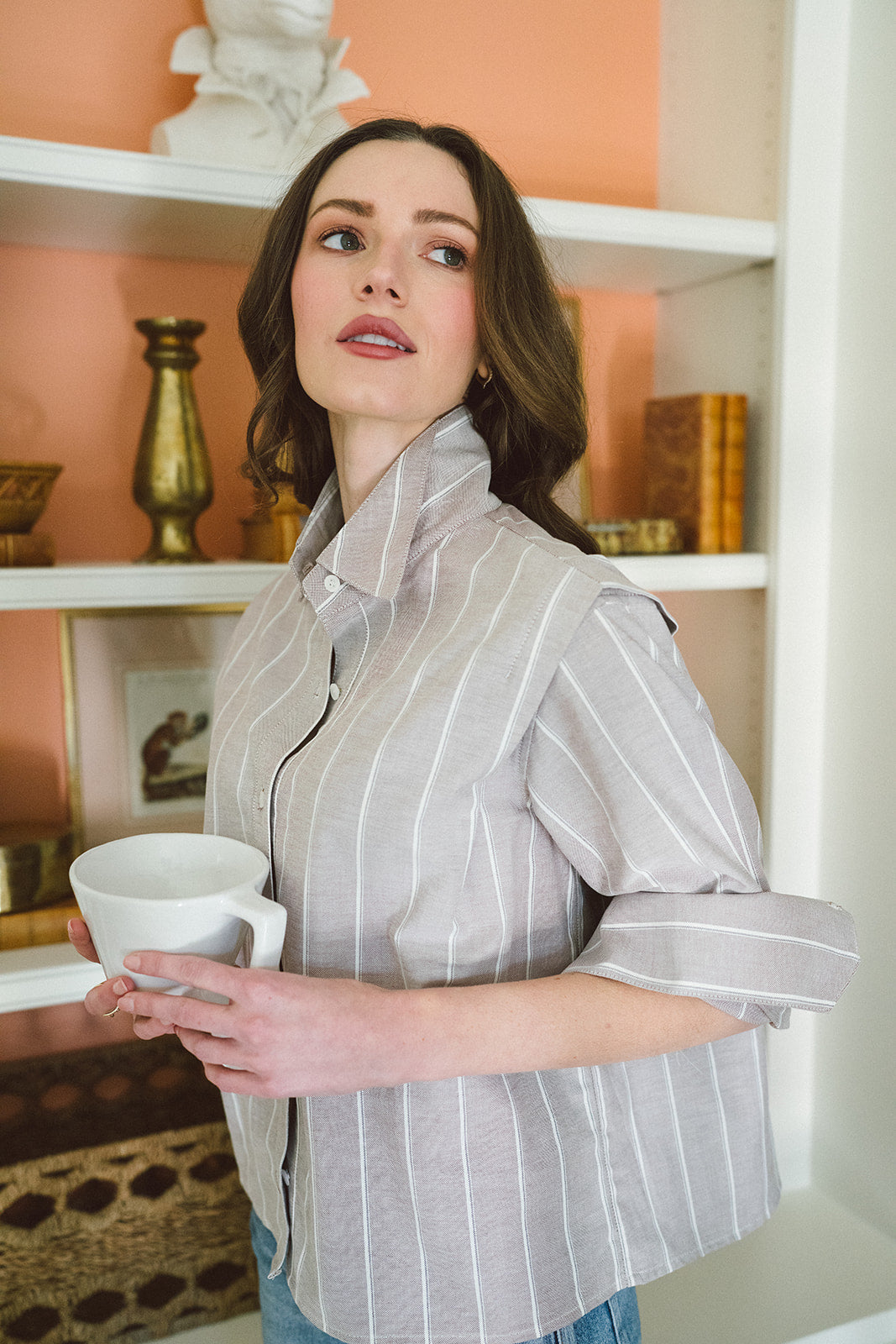 The GEORGETTE Top in Brown Oxford Stripe
