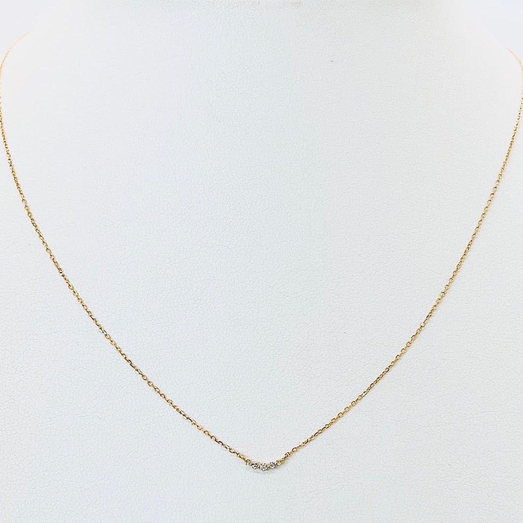 pave starlight curved diamond necklace